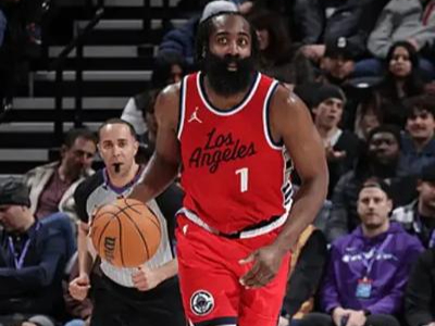 星空体育官网 哈登官方宣布重要助攻新规，老鹰引发争议！赛场气氛高涨