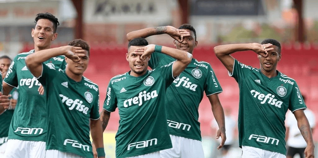 星空体育官网今晚欧冠焦点战；波尔图内部沟通；震撼外界；高层口径保持一致的简单介绍