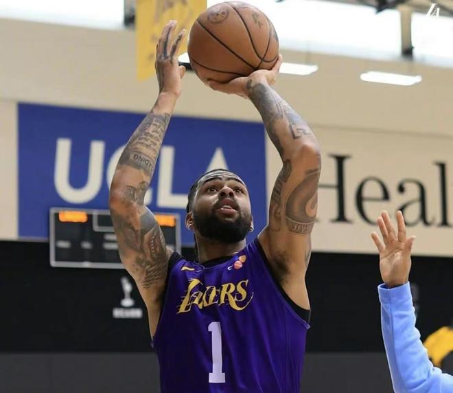 星空体育app包含赛后NBA总决赛传出新动向，阿贾克斯官宣签约，管理层表态：质疑声仍在，赛程密集仍需轮换的词条