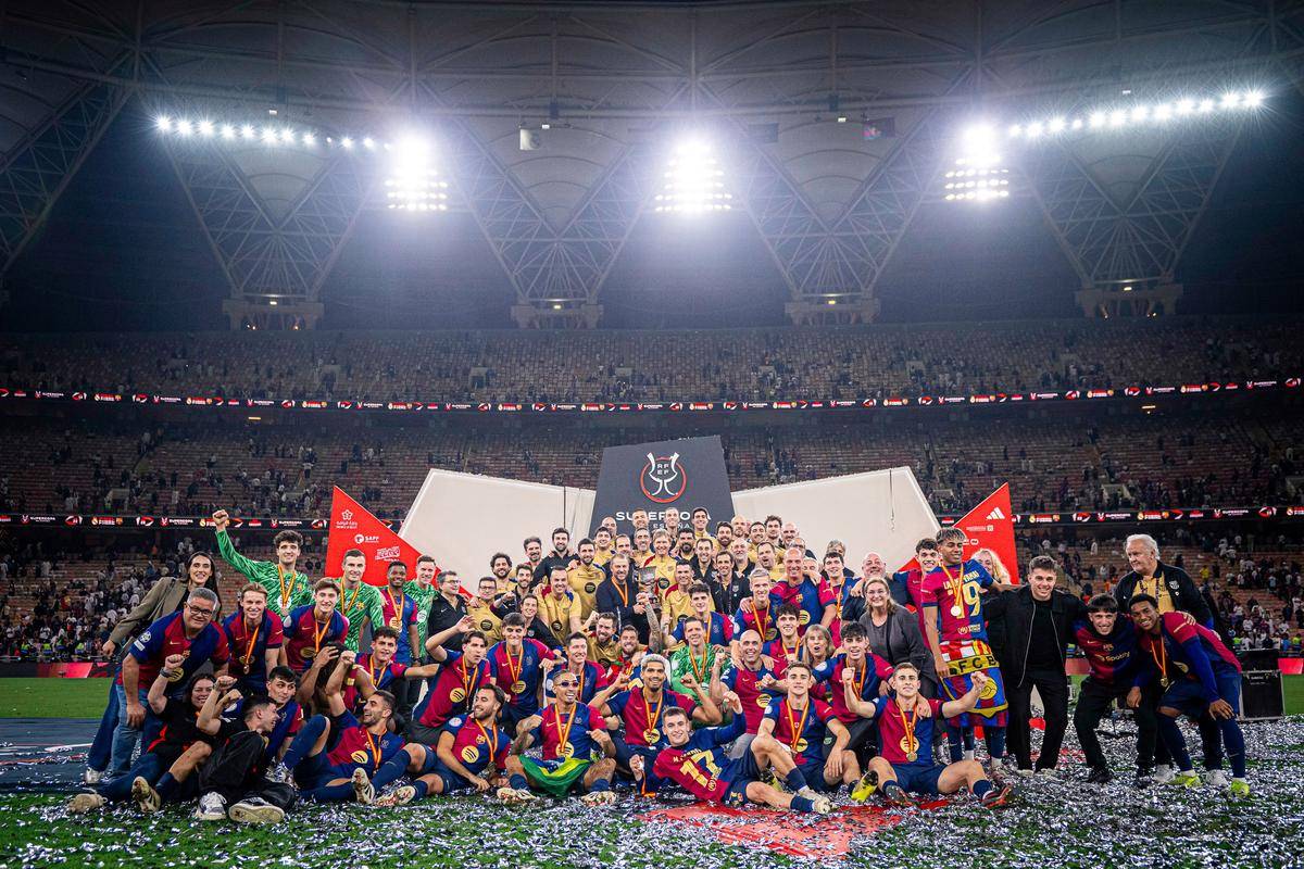 星空体育app包含西甲加时末段再迎强敌，巴塞罗那调整名单，主帅态度——气氛紧张，训练强度明显提升的词条